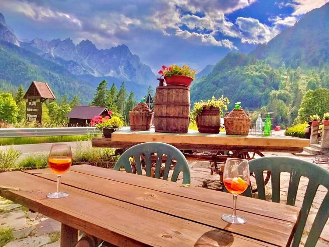Albergo Piani Di Luzza 福尔尼阿沃尔特里 外观 照片